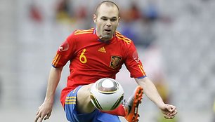 A.Iniesta nepagrojo vuvuzela