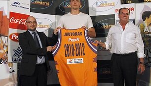 R.Javtoko pristatymo akimirka