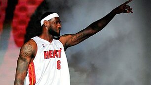 L.Jamesas &bdquo;Heat&ldquo; mar&scaron;kinėlius užsivilko dėl svajonės laimėti NBA čempionatą