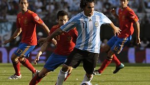 Argentiniečiai nepasigailėjo pasaulio čempionų ispanų