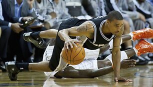 &bdquo;Spurs&ldquo; laimėjo 26-ą pergalę