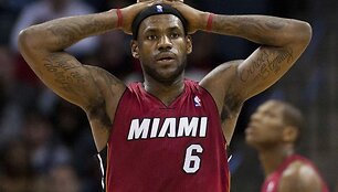 LeBronas Jamesas pakartojo rezultatyviausias rungtynes per savo karjerą &bdquo;Heat&ldquo; komandoje.
