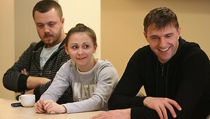 Jevgenijaus Vachtangovo teatro aktoriai (i&scaron; kairės): Arturas Ivanovas, Marija Berdinskich ir Vladimiras Vdovičenkovas.