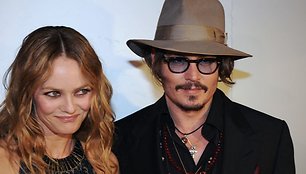 Johnny Deppas ir Vanessa Paradis