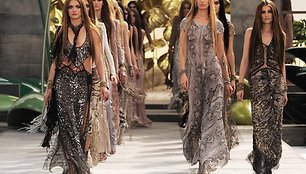 Roberto Cavalli 2011-ųjų pavasario-vasaros kolekcijos modeliai