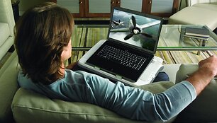 &bdquo;Logitech Speaker Lapdesk N700&ldquo;.