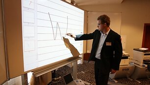 Elektroninė lenta &bdquo;EPSON EB-450Wi&ldquo;. 