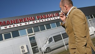 Acetono koncentraciją šalia „Manekenų pasaulio“ gamyklos skaitytojas Darius lygino su automobilių dažymo „kameromis“.