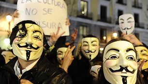 „Anonymous“ grupuotės simbolis – kaukė