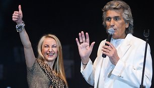 Į Toto Cutugno koncertą Vilniuje atėjusioms moterims dėmesio netrūko.