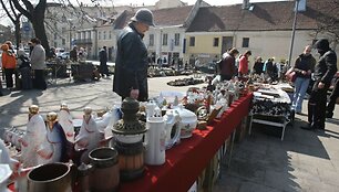 Naujoji sendaikčių mugė Vilniuje savaitgaliais įsikurs Lazdynų Pelėdos skvere.