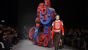 &bdquo;Charles Jeffrey Loverboy&ldquo; 2016 m. rudens-žiemos kolekcijos modelis