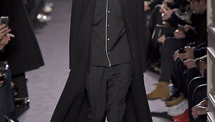 &bdquo;Valentino&ldquo; 2016 m. rudens-žiemos kolekcijos modelis