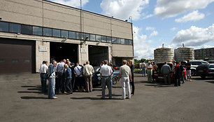 Rugpjūčio 14 d. UAB „Kauno autobusai“ teritorijoje, buvo siekiama ilgalaikio variklio dirbančio be tepalo rekordo Lietuvoje