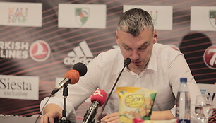 saruno-jasikeviciaus-spaudos-konferencija-po-pergales-pries-maccabi