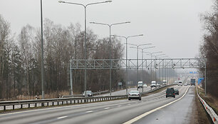 Trasporto priemonių fiksavimo įranga
