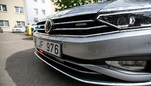 Nežymėtas policijos automobilis 