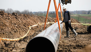 Lenkija nutraukė susitarimą su Rusija dėl dujotiekio Jamalas-Europa