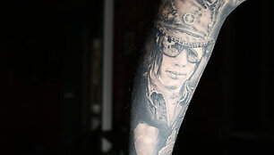 &bdquo;Guns N'Roses&ldquo; tatuiruotė