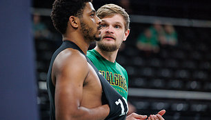 Matt Mitchell, Tautvydas Sabonis