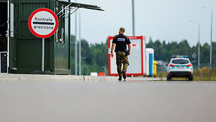 Automobilių patikra prie Lenkijos sienos