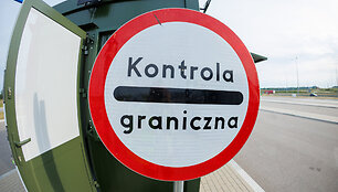 Automobilių patikra prie Lenkijos sienos