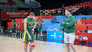 Arvydas Sabonis rinktinės treniruotėje