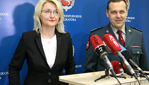 Nomeda Urbonavičienė ir Raimondas Baltaduonis