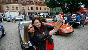 Lenktynių atidarymo akimirka