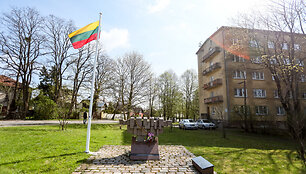 Paminklas Adolfui Ramanauskui Vanagui