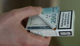 Konkurso nugalėtojui už atsisakytas cigaretes bus įteiktas 7000 eurų vertės čekis prabangioms atostogoms.