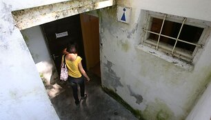 Tik vasarą veikiantys vie&scaron;ieji tualetai Kaune yra keli. &Scaron;iemet reguliariai valyti jie pradėti tik nuo rugpjūčio.