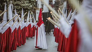 Šventosios Savaitės procesijos dalyviai – nazarėnai