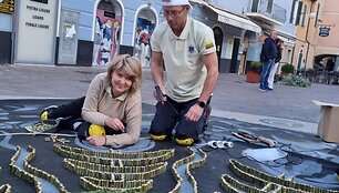 Mitkaičių kaimo bendruomenė dalyvauja Italijoje vykstančiame floristinių ornamentinių kilimų festivalyje