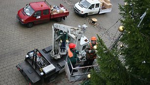 Kalėdinės eglės Kaune stovės tradicinėse vietose: dviejose aikštėse ir Laisvės alėjos ir S.Daukanto g. sankirtoje