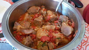 Jautiena &bdquo;carne alla pizzaiolo&ldquo;