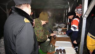 Įveikus keliolika kilometrų galima pasistiprinti