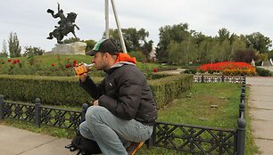 Slaptas ir nelegalus mėgavimasis &bdquo;Kvintu&ldquo; prie Suvorovo paminklo
