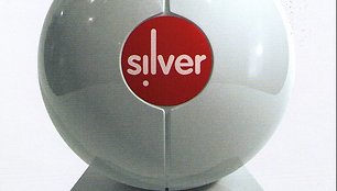 Laimėtojas gaus žiūrovų apdovanojimo „Silver“ taurę ir reklamą „NonStop Television“ priklausančiuose kanaluose. 