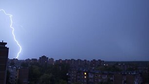 Kaunas sekmadienio naktį