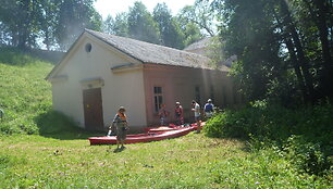Ei&scaron;i&scaron;kių HE