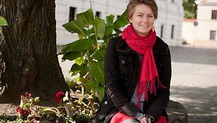Vilniuje studijuojanti P.Ne&scaron;ukaitytė gimtajame Kaune praleidžia daugiau laiko. Čia, jos iniciatyva, jau trejus metus rengiamas koncertų ciklas &bdquo;Palėpės muzika&ldquo;. 