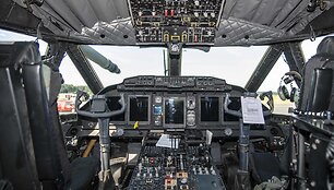 Kauno oro uosto aviacijos &scaron;ventėje demonstruoti lėktuvai