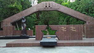 Kirgizstane iki &scaron;iol daug sovietmečio paminklų ir simbolių