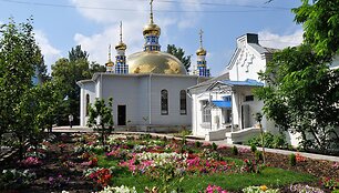 Provoslavi&scaron;kas moterų vienuolynas Odesoje