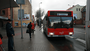 Klaipėdiečiai skundžiasi vėluojančiu 6 maršruto autobusu.