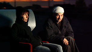 Empti pasirodys uostamiesčio naktiniame klube.