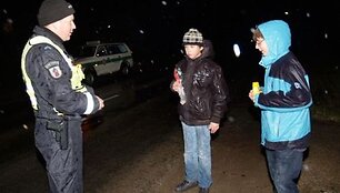 Kretingos rajone policininkai dalijo at&scaron;vaitus.