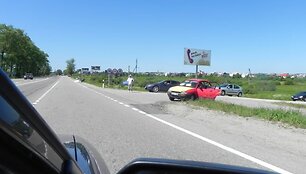 Pakelėse palangi&scaron;kiai siūlo lovą parai už 10 &ndash;25 Lt.  