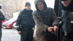 Motinos nužudymu įtariamas Aidas Paulavičius į Klaipėdą pargabentas i&scaron; Vokietijos, kur kurį laiką slapstėsi. 